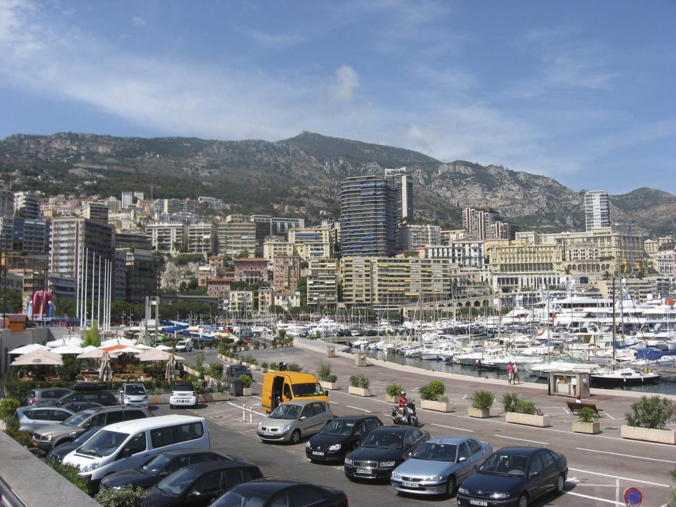 Free Image of Monte Carlo buildings 