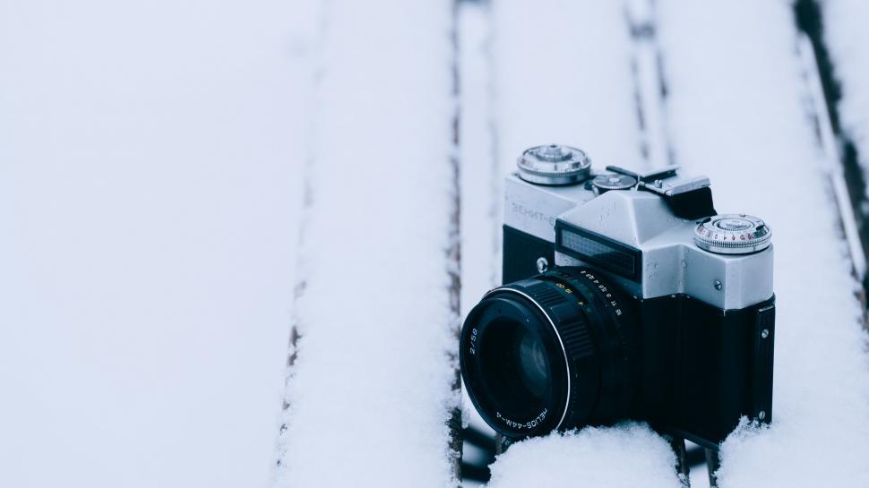 Free Image of Camera in the Snow 