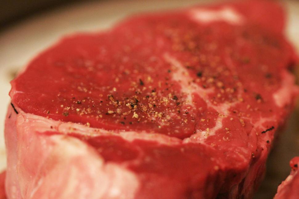 Free Image of Raw meat with seasoning 