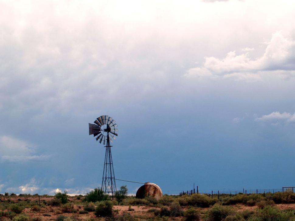 Free Image of Desert Windmill 