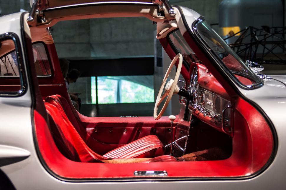 Free Image of Interior of a Silver Car With Red Leather Seats 
