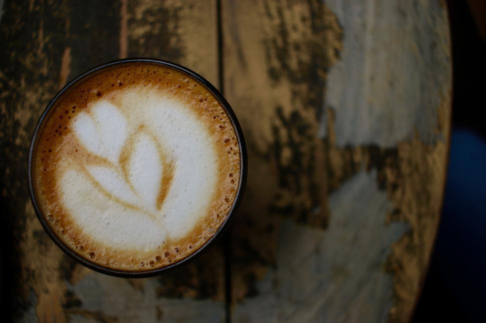 Free Image of Cappuccino With Smiley Face 