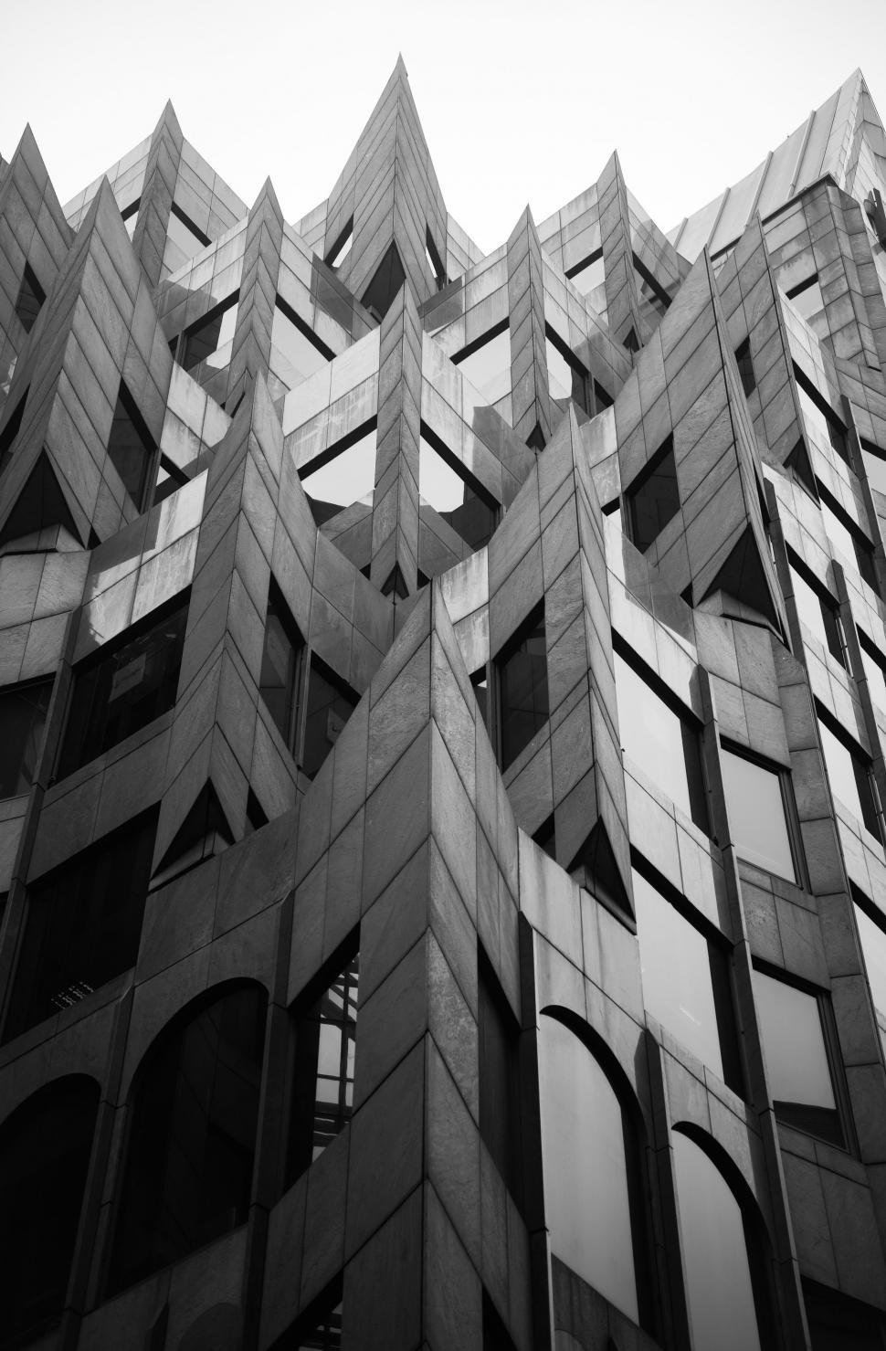 Free Image of Architectural Contrast: A Black and White Building 