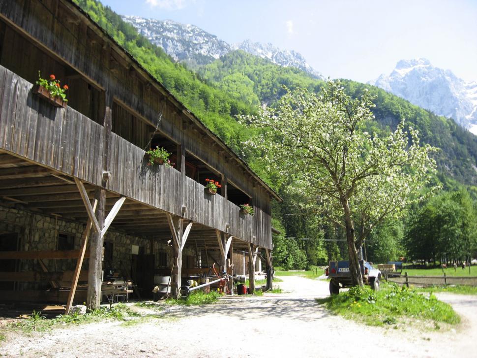 Free Image of alpine village 