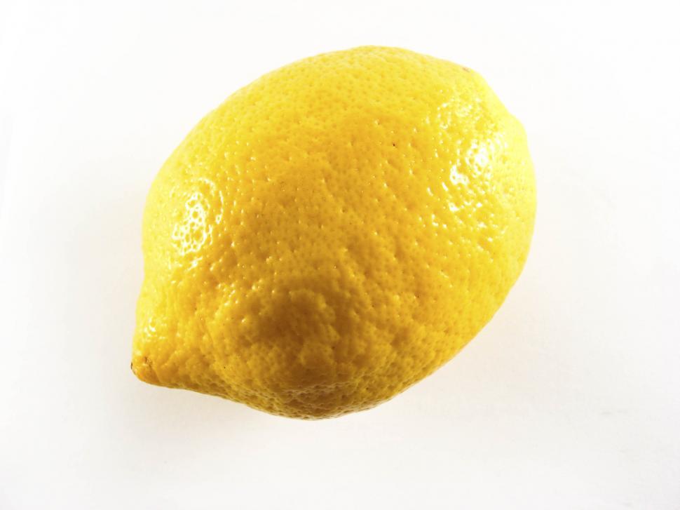 Free Image of whole lemon 