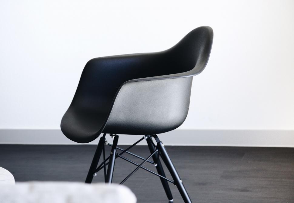 Free Image of Black and White Photo of a Chair 