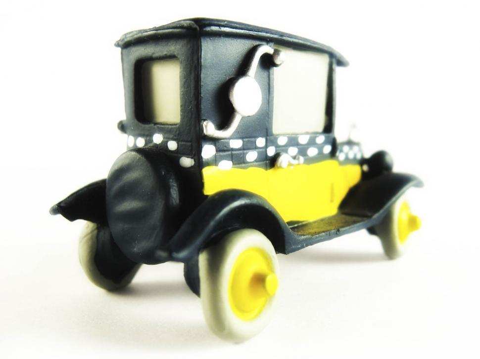 Free Image of toy car 