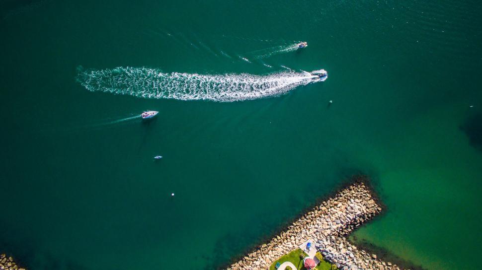 Free Image of Aerial View of Boat in Water 