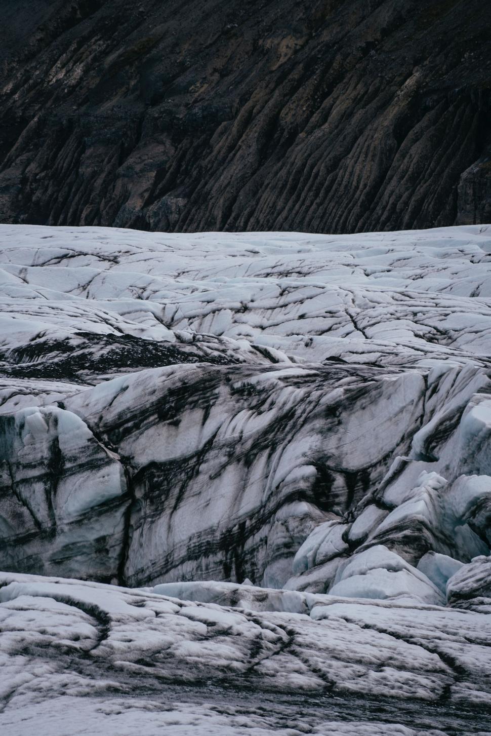 Free Image of Majestic Glacier in Black and White 