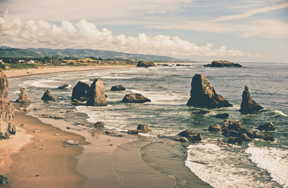 Free Image of Bandon Beach view wide 