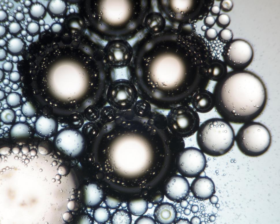 Free Image of Soap and oil bubbles 