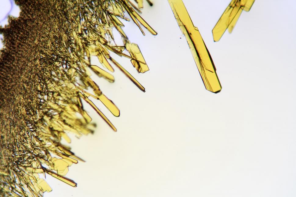 Free Image of Chromate crystals 