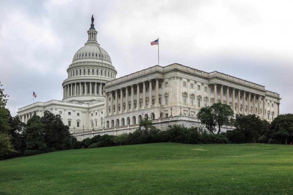 Free Image of Capitol Hill - Green Grass with US Capitol 