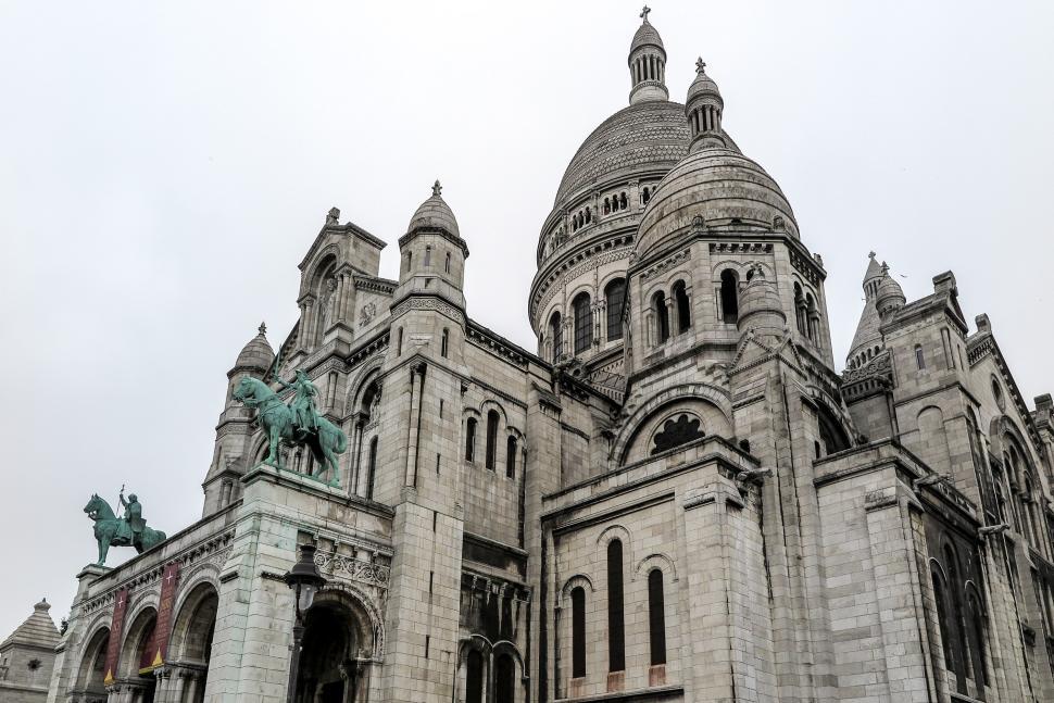 Free Image of Domes of the Sacre Coeur 