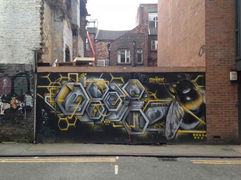 Free Image of Bee Mural on Tib Street  