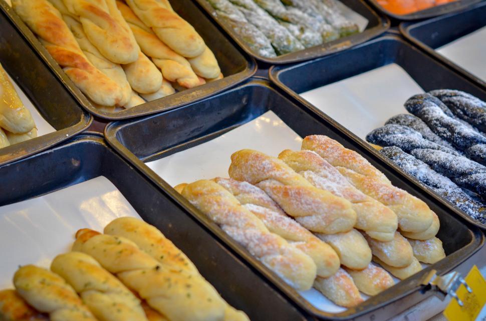 Free Image of Twisted Bread on Display 