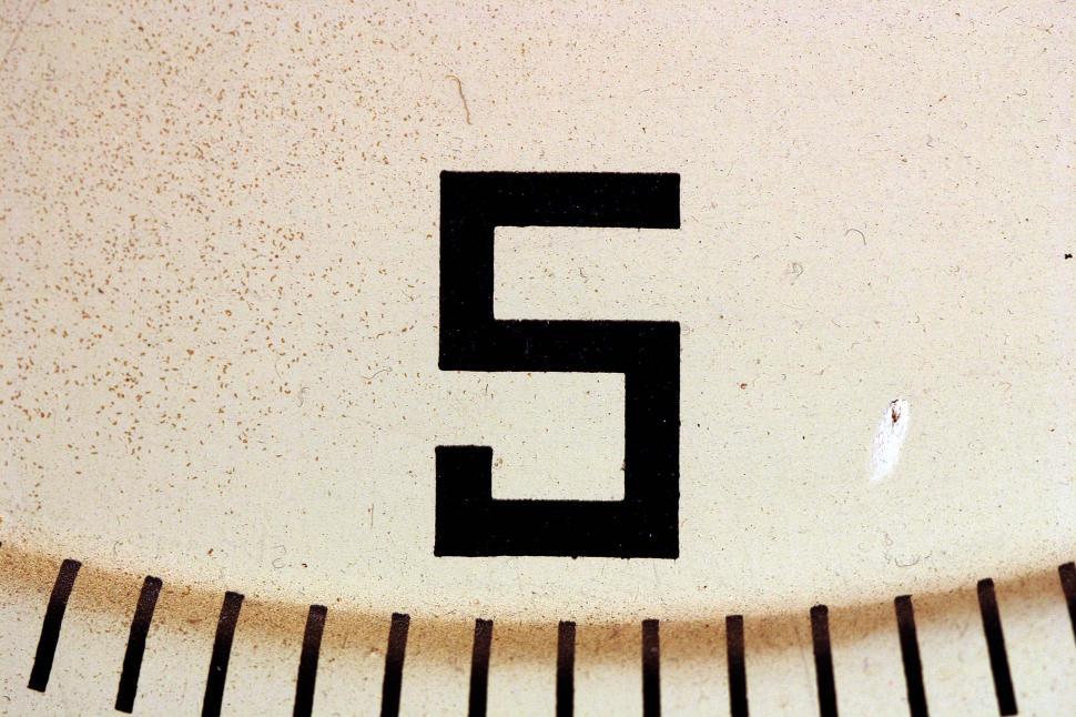 Free Image of numbers type sequence five speckled 