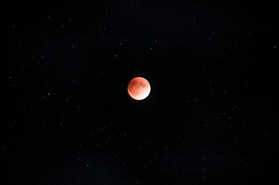 Free Image of Red moon and star 