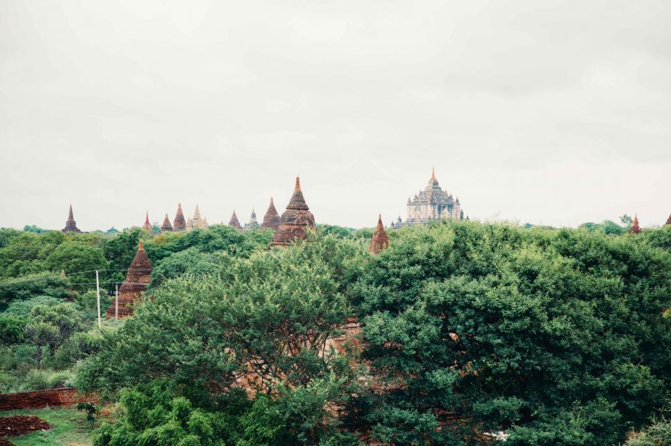 Free Image of Ancient pagodas in Bagan, Myanmar 