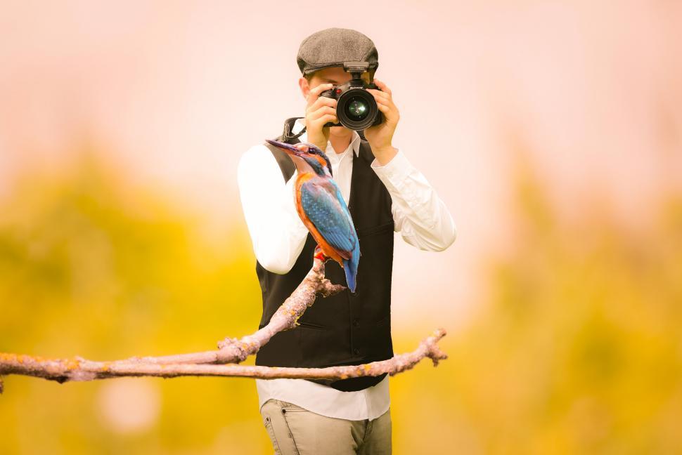 Free Image of bird photographer  