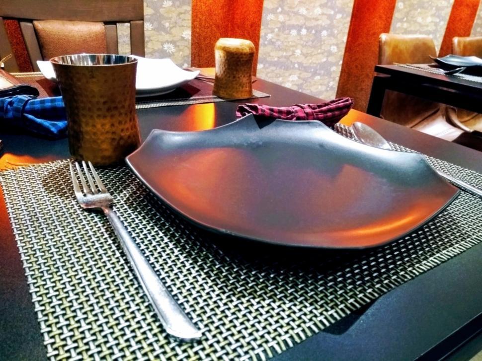 Free Image of Restaurant Interior Place Setting  