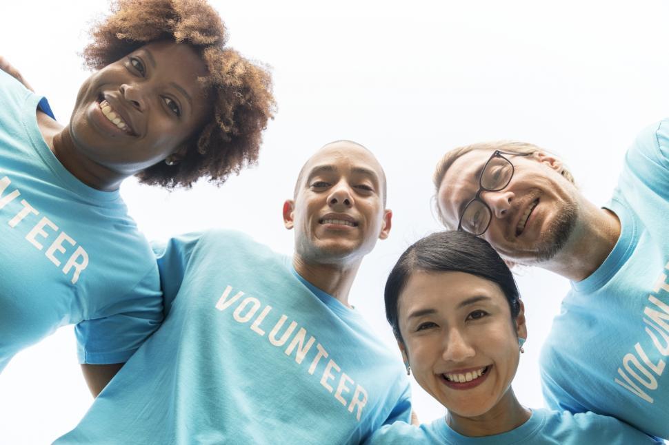 Free Image of Volunteers working together, happily 