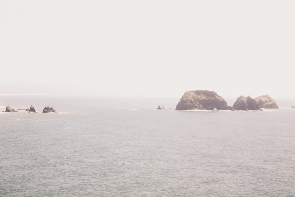 Free Image of Washed Out Seascape 