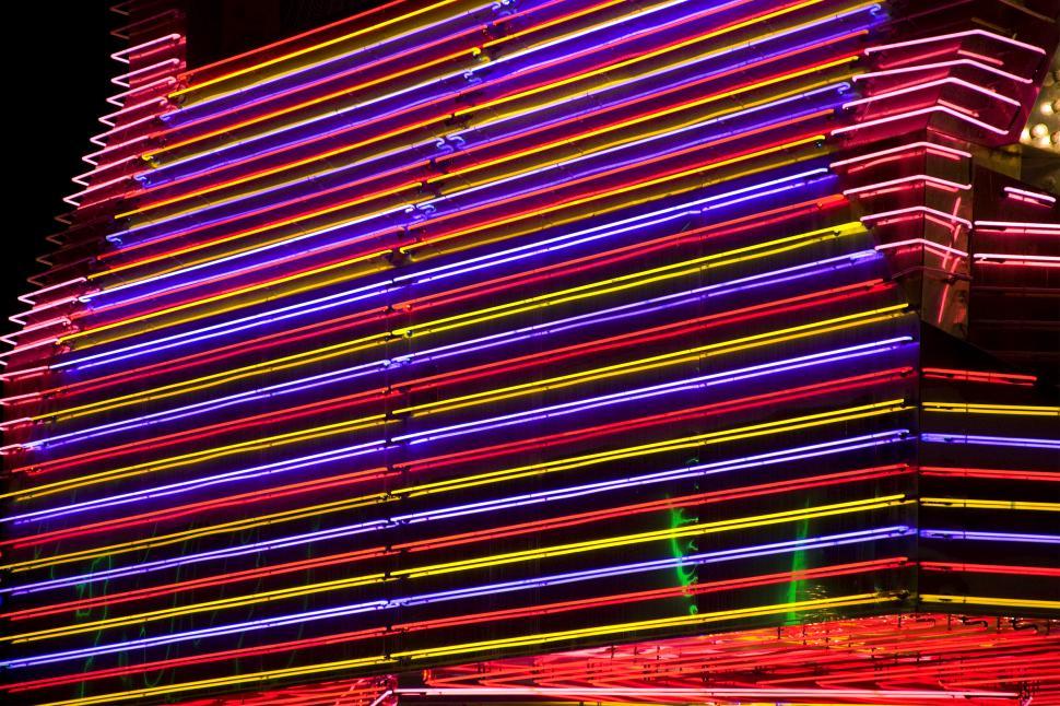 Free Image of neon lights pattern 