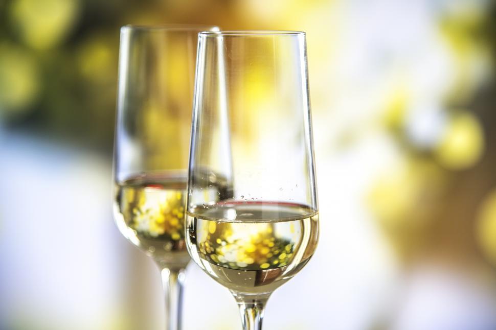 Free Image of Close up of two champagne glasses 