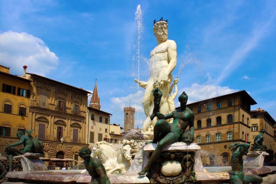 Free Image of Fountain of Neptune - Piazza della Signoria - Florence - Tuscany 