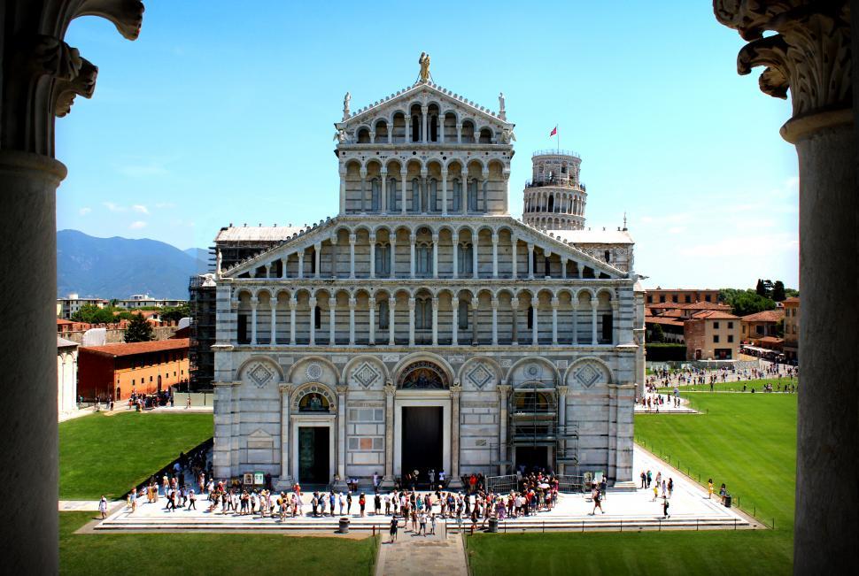 Free Image of Pisa Cathedral - Facade - Romanesque Architecture - Tuscany - It 