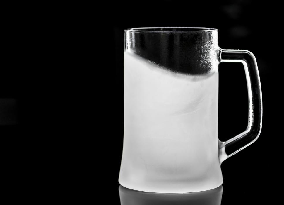 Free Image of Close up of frosted beer served in pint mug 