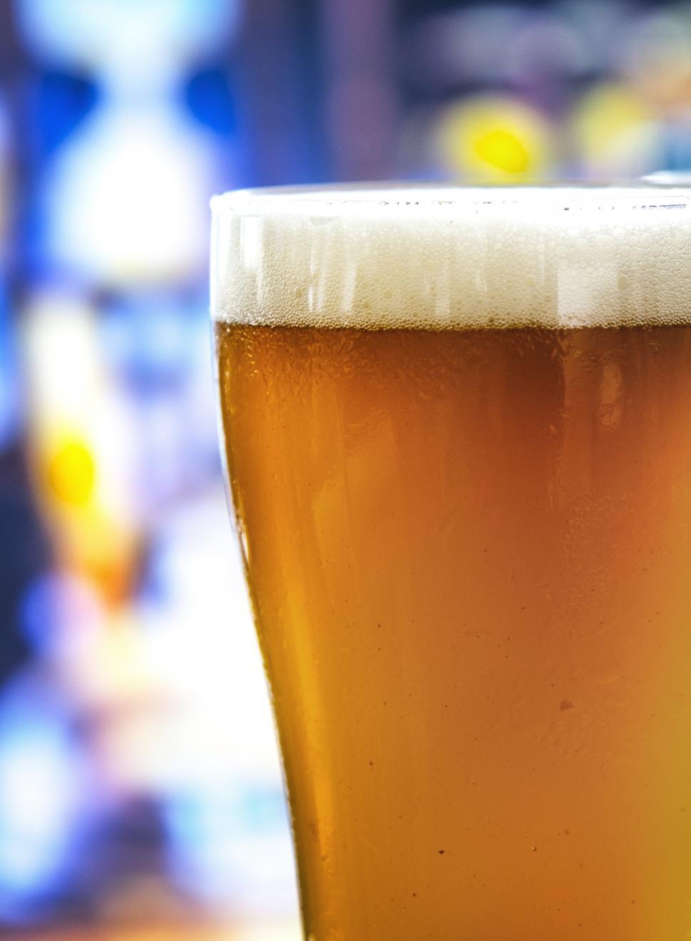 Free Image of Close up of beer foam 