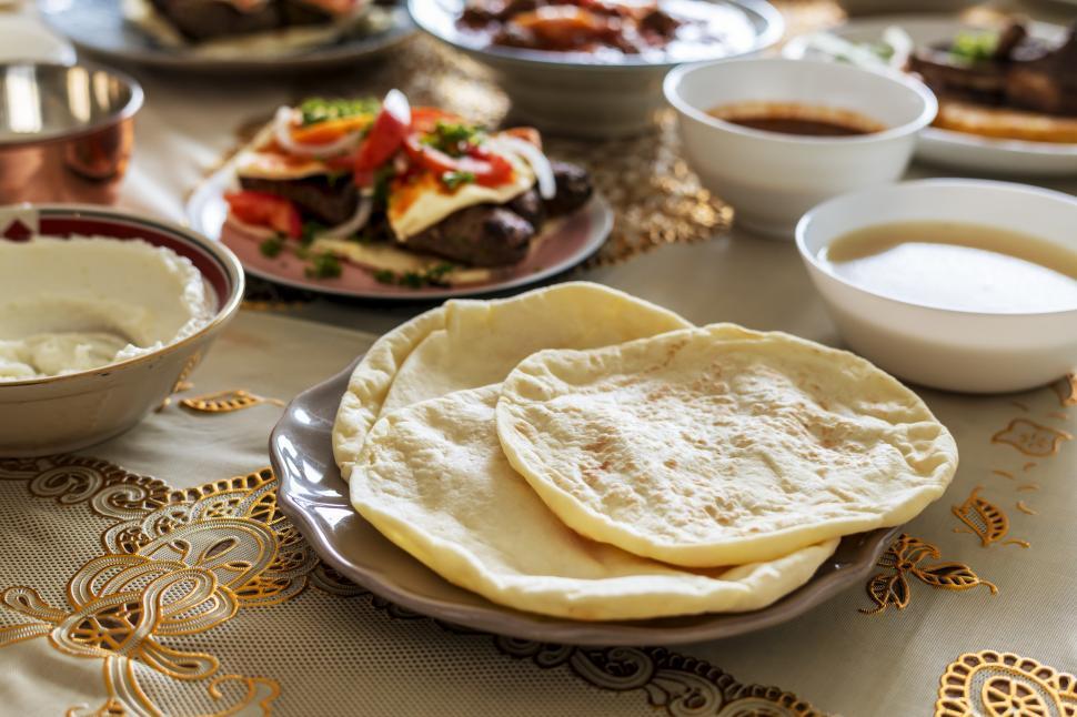 Free Image of Close up of flat breads in a plate 