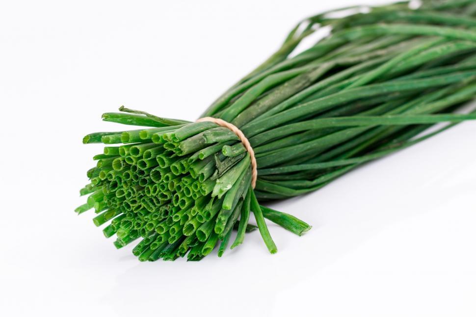Free Image of spring onion salad onion flavoring green onion chives scallion spice herb nutrition culinary raw sliced seasoning vegetable fresh organic bunch cuisine spring onions food ingredient healthy diet vegetarian cooking eating kitchen vegan allium 