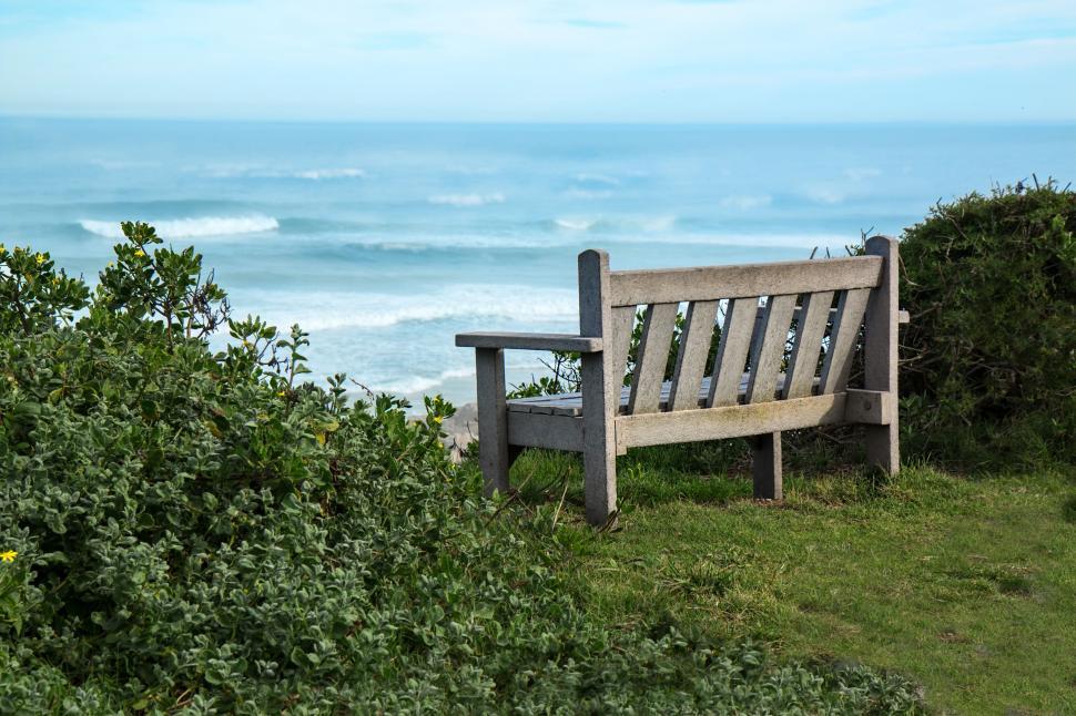 Free Image of Bench and Seaside 
