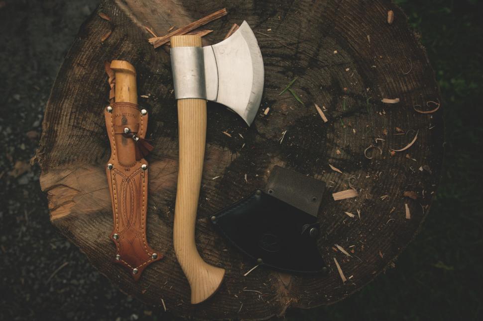 Free Image of Outdoor Camping tools  