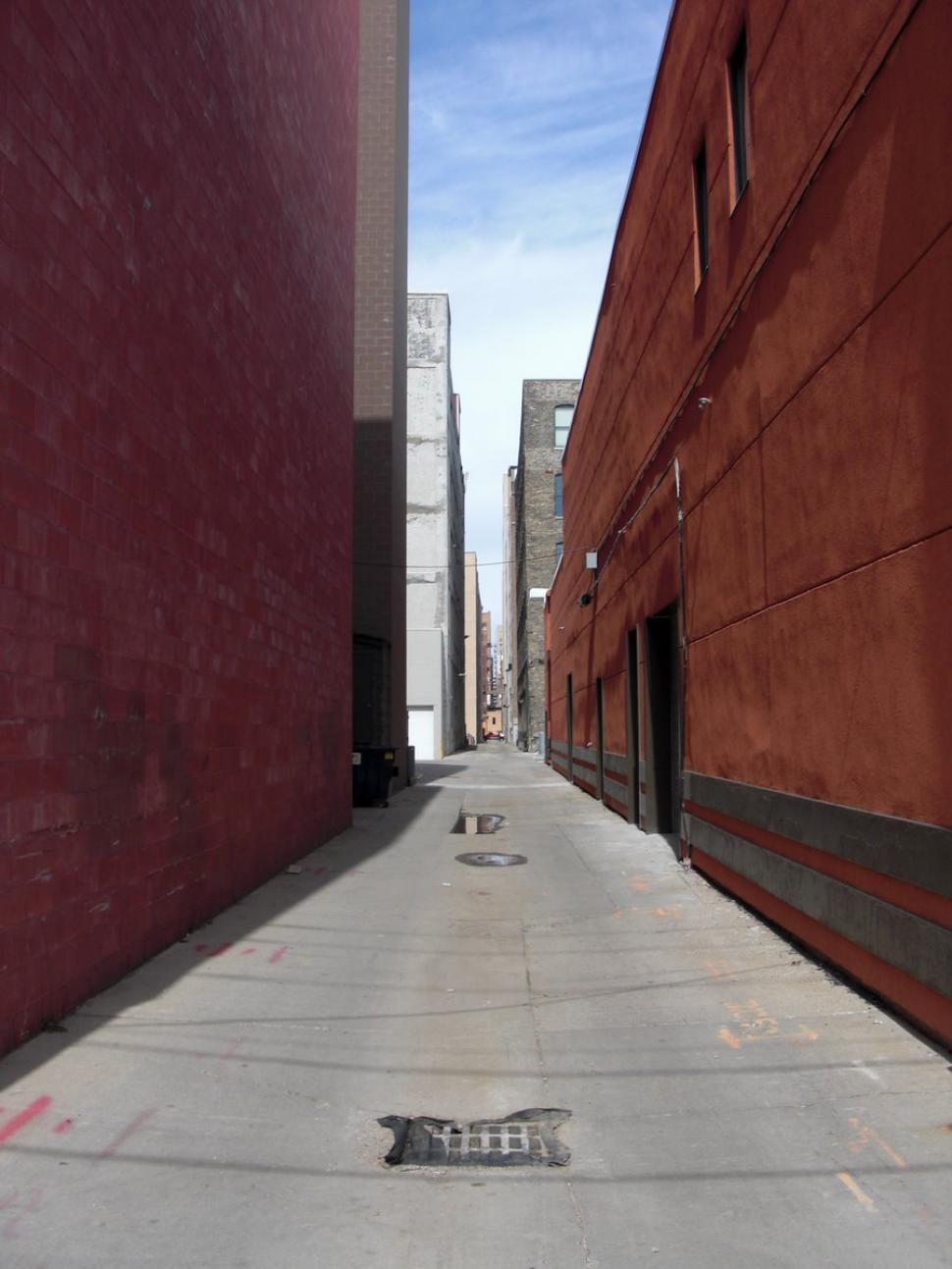 Free Image of Milwaukee - The Long Alley 