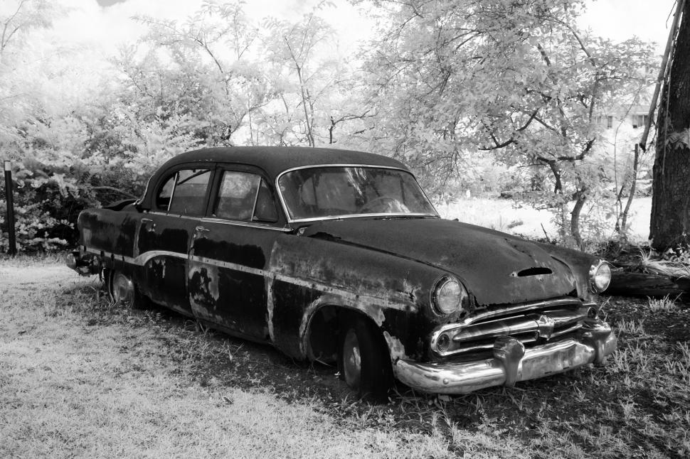 Free Image of Abandoned Vintage Car  