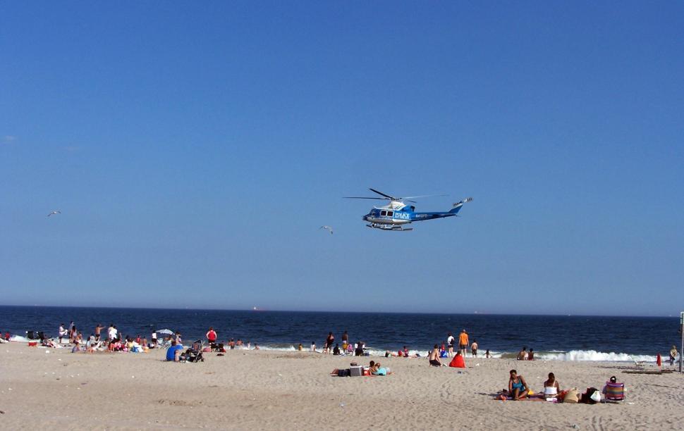Free Image of Copter At The Beach 