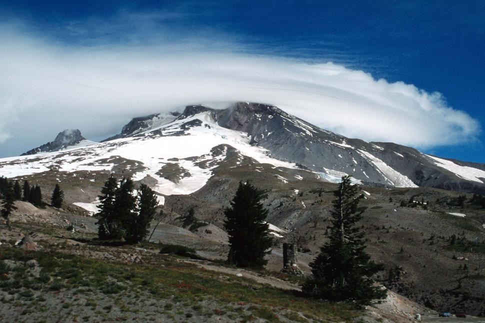 Free Image of Clouds over Mt. Hood 
