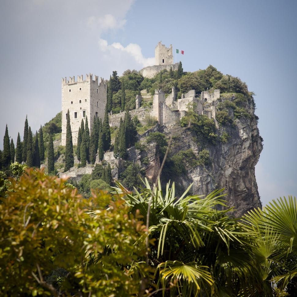 Free Image of Arco Castle 