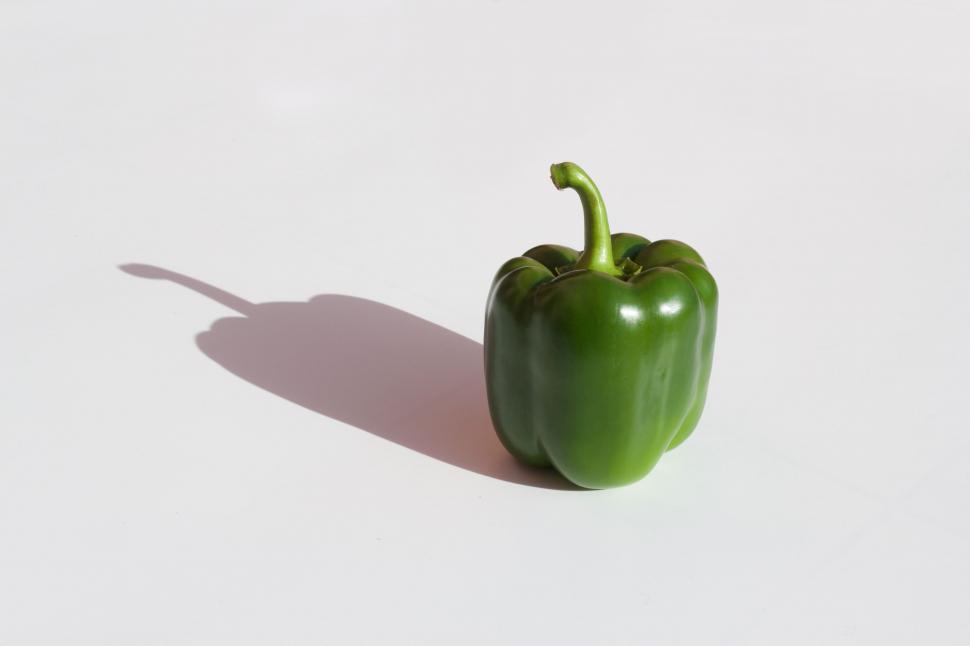 Free Image of Green Bell Pepper  