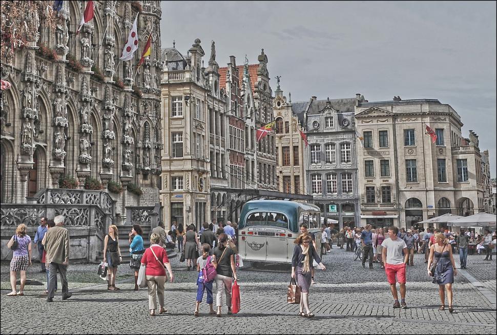 Free Image of People and City  