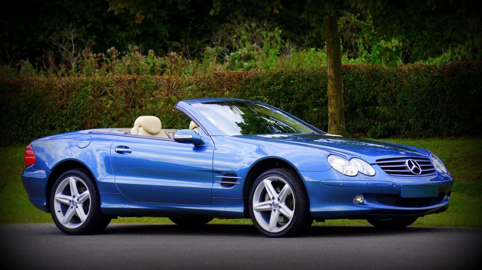 Free Image of Convertible Mercedes-Benz 