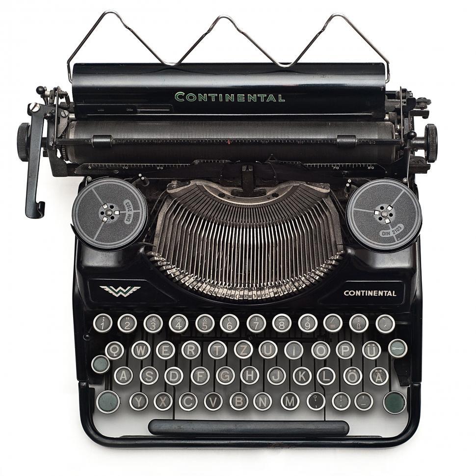Free Image of Continental Typewriter 