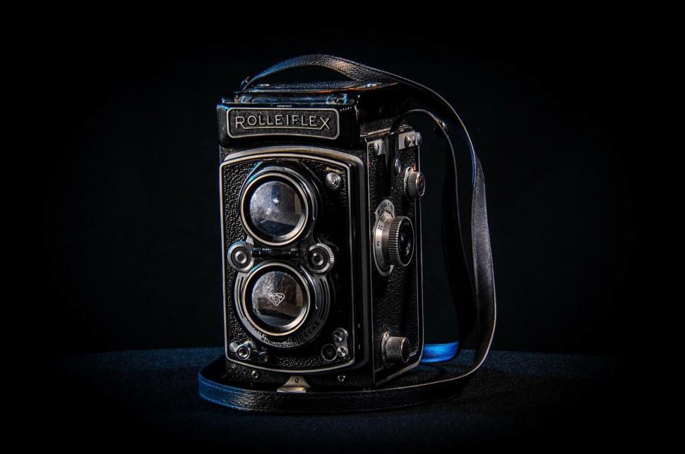 Free Image of Rolleiflex camera 