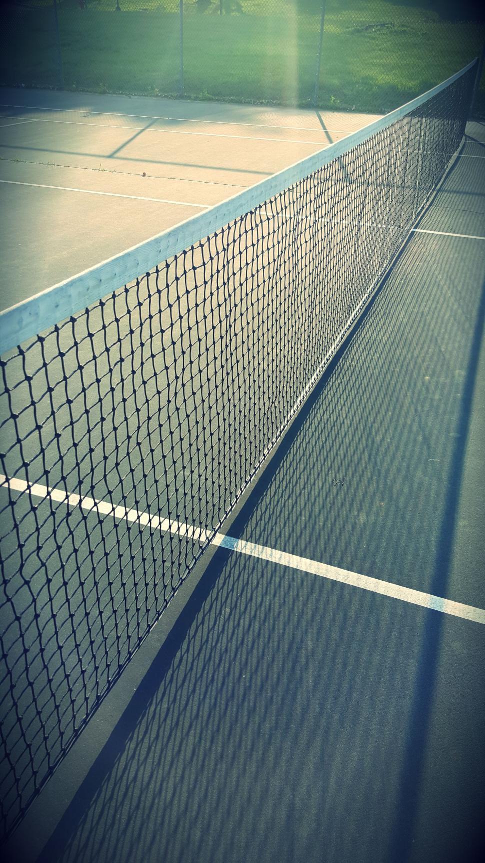 Free Image of Tennis Court with Net  