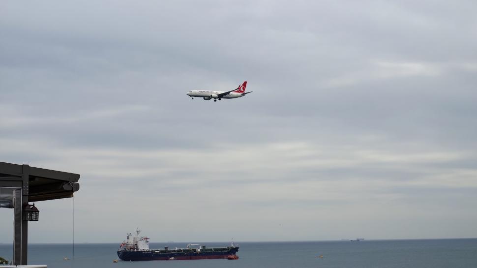 Free Image of Airplane and Ship  