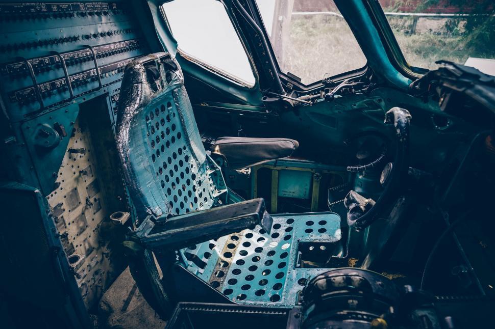 Free Image of Damaged Cockpit seat  